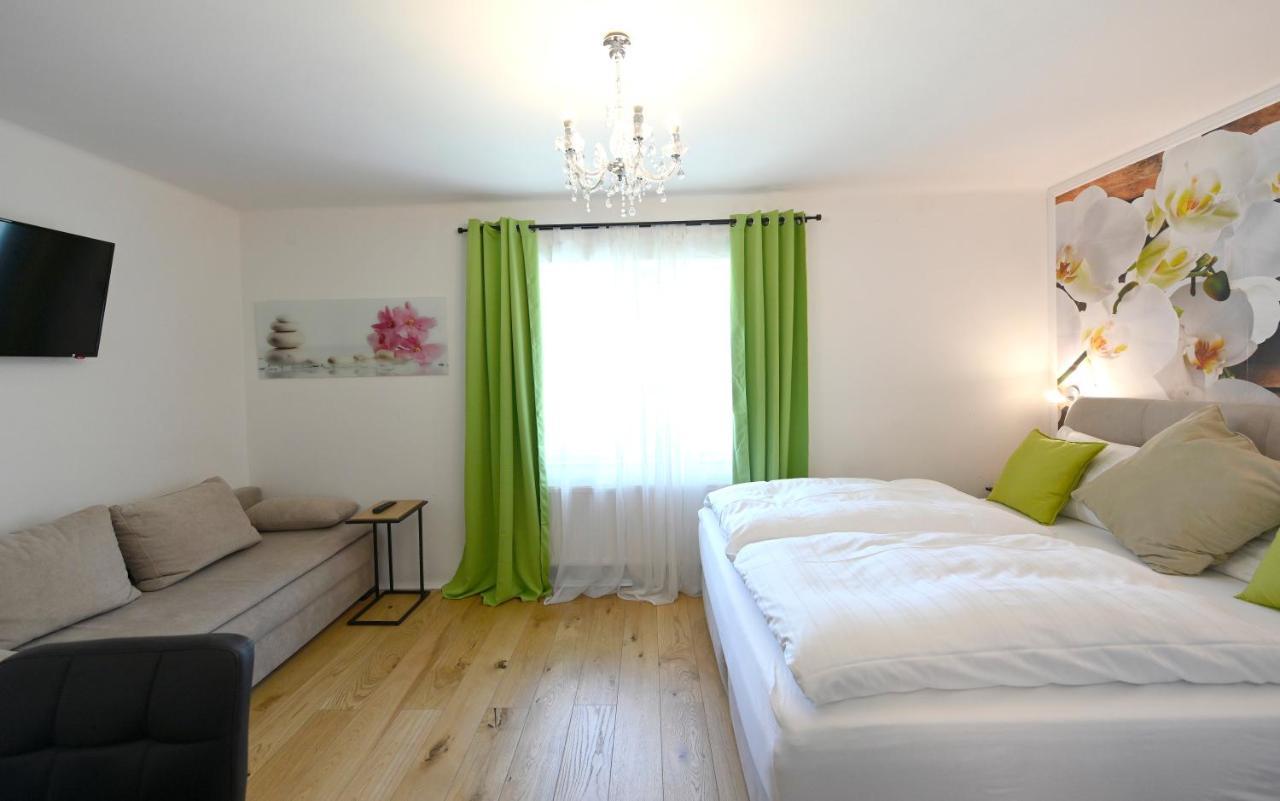 Enjoyit Velden West Hotel Selpritsch Eksteriør billede