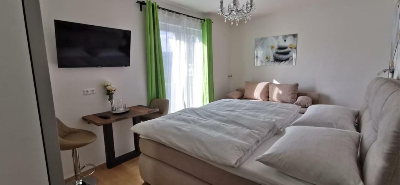 Enjoyit Velden West Hotel Selpritsch Eksteriør billede