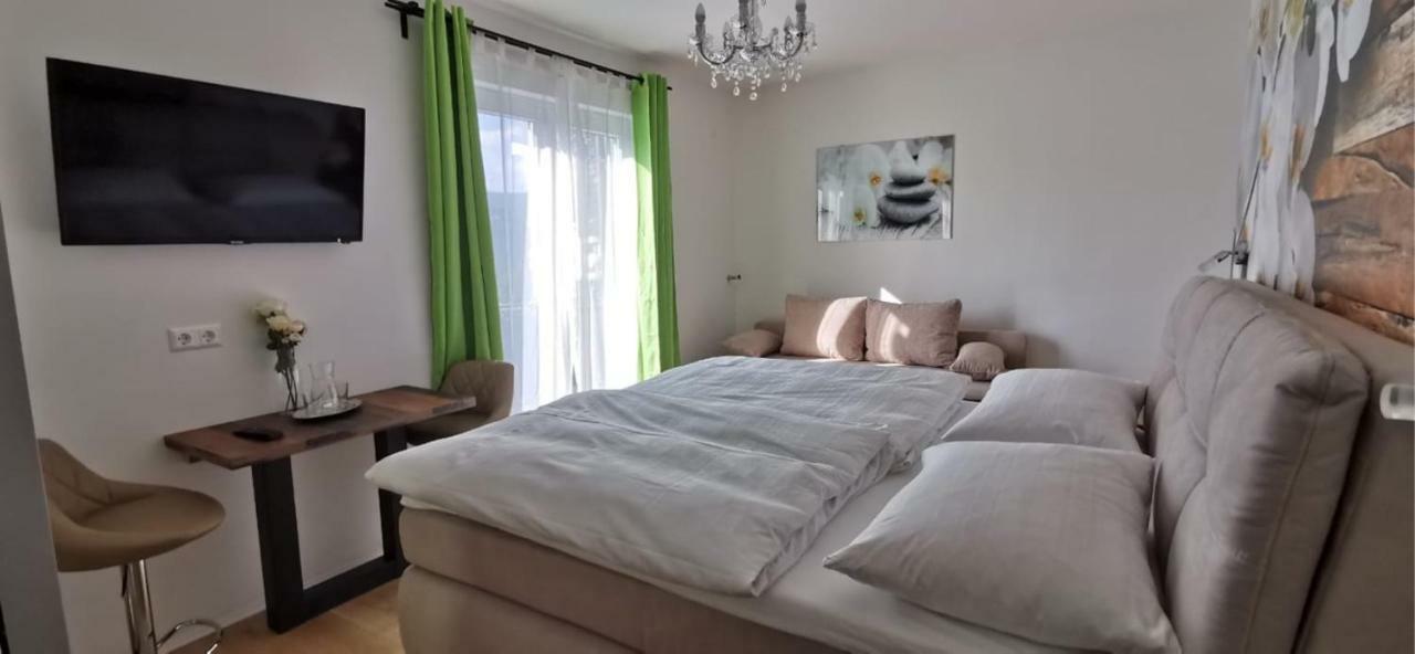 Enjoyit Velden West Hotel Selpritsch Eksteriør billede