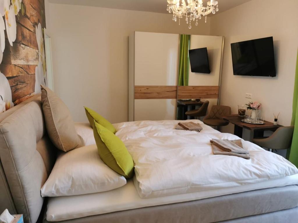 Enjoyit Velden West Hotel Selpritsch Eksteriør billede