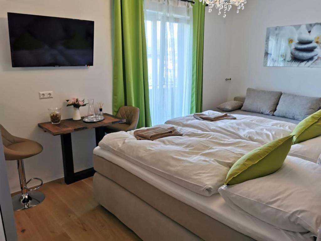 Enjoyit Velden West Hotel Selpritsch Eksteriør billede